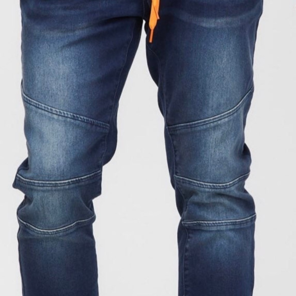 Guess Jordie Jogger with Comfortable fit